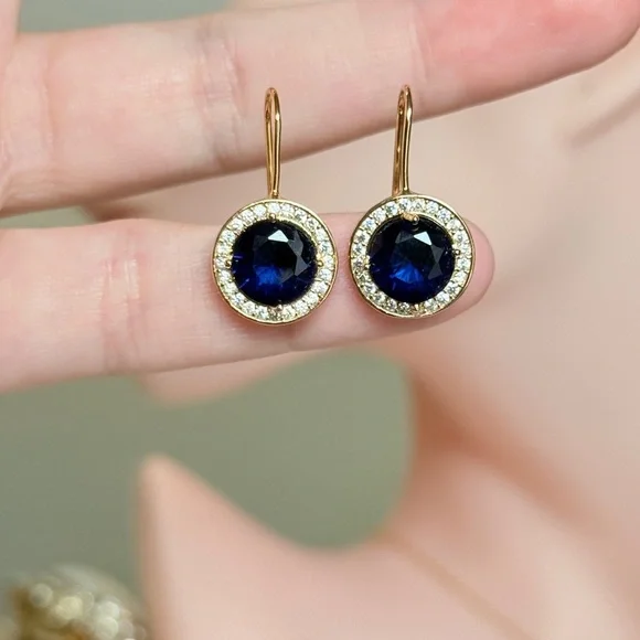 ⚜️ Elegant Gold Earrings With Blue and Clear Zirconia 💎 - Picture 11 of 11